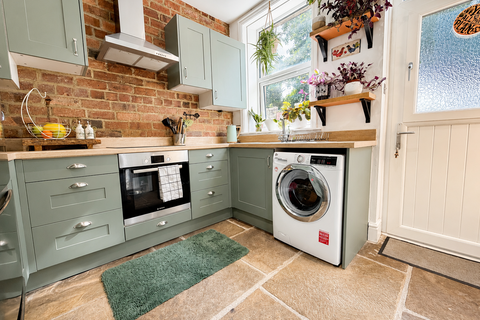 3 bedroom end of terrace house for sale, Nethermoor View,  Bingley,  BD16 4HG