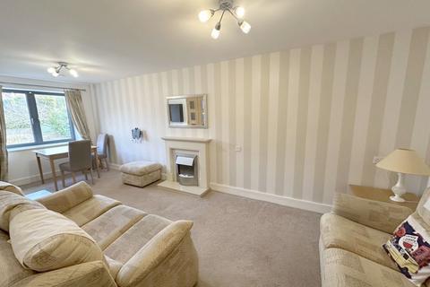 1 bedroom retirement property for sale, Darkes Lane, Potters Bar EN6
