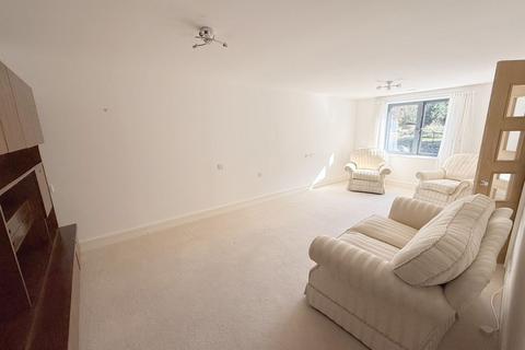 1 bedroom retirement property for sale, Darkes Lane, Potters Bar EN6