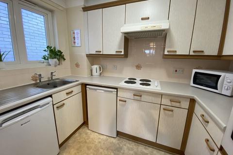 2 bedroom retirement property for sale, Darkes Lane, Potters Bar EN6