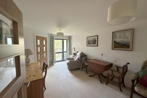1 bedroom retirement property for sale, 261 Darkes Lane, Potters Bar EN6