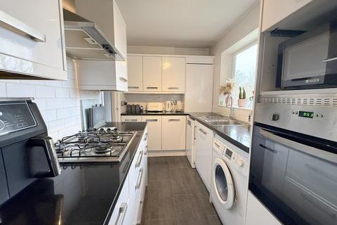 2 bedroom apartment for sale, Lambs Close, Potters Bar EN6