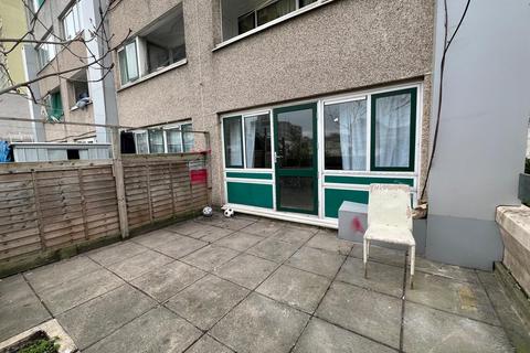 Willan Road, London N17