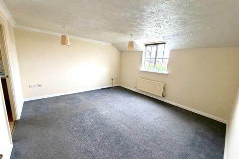 2 bedroom apartment to rent, AVRO CLOSE, SO15