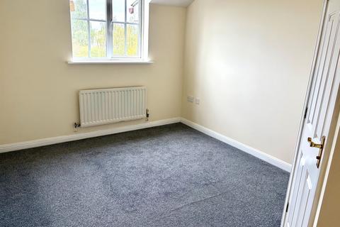 2 bedroom apartment to rent, AVRO CLOSE, SO15