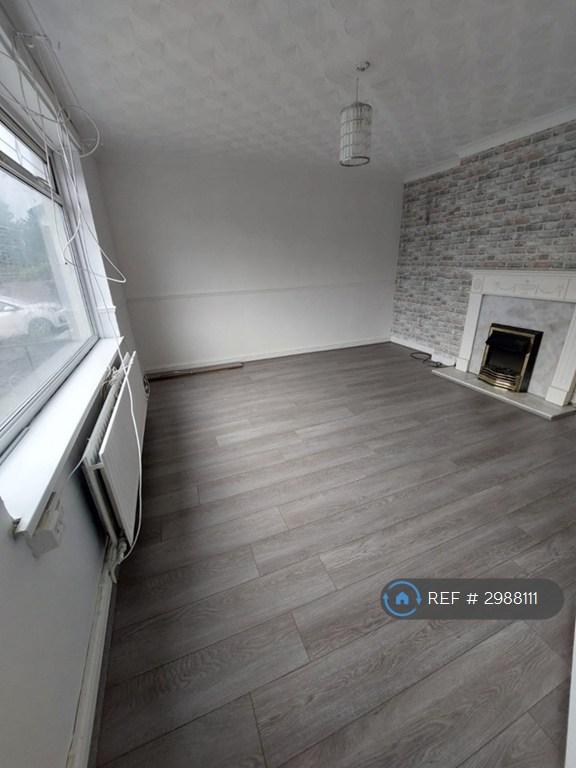 House in Salford, Greater Manchester - View 2