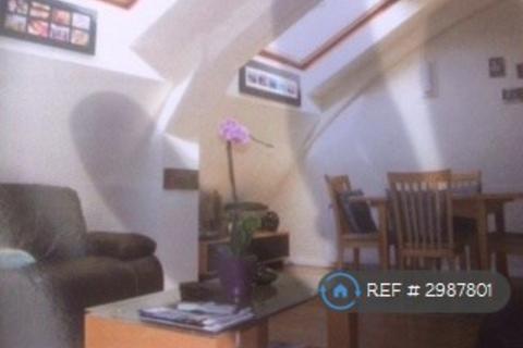 2 bedroom flat to rent, Canada Court, Glasgow, G1
