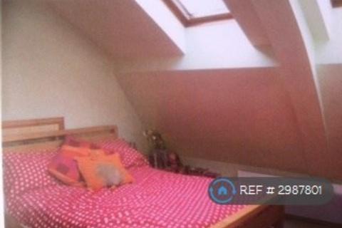 2 bedroom flat to rent, Canada Court, Glasgow, G1