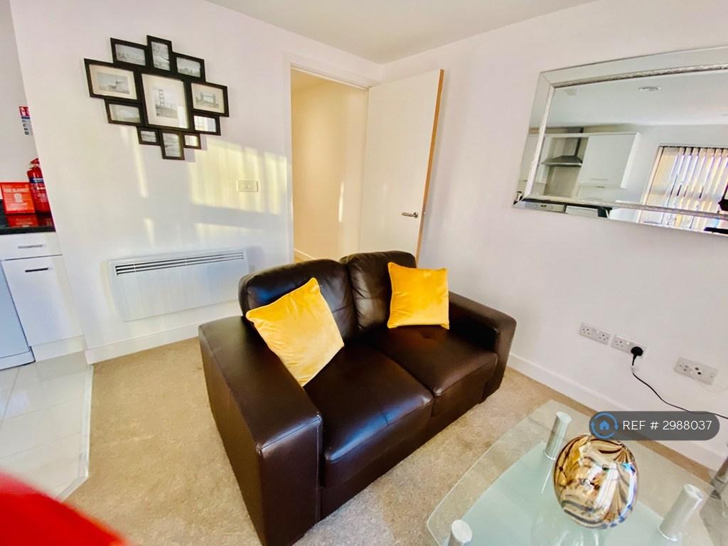 Apartment in Salford, Trinity, Lower Broughton - View 6