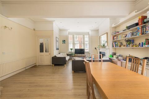 4 bedroom terraced house for sale, Cupar Road, SW11