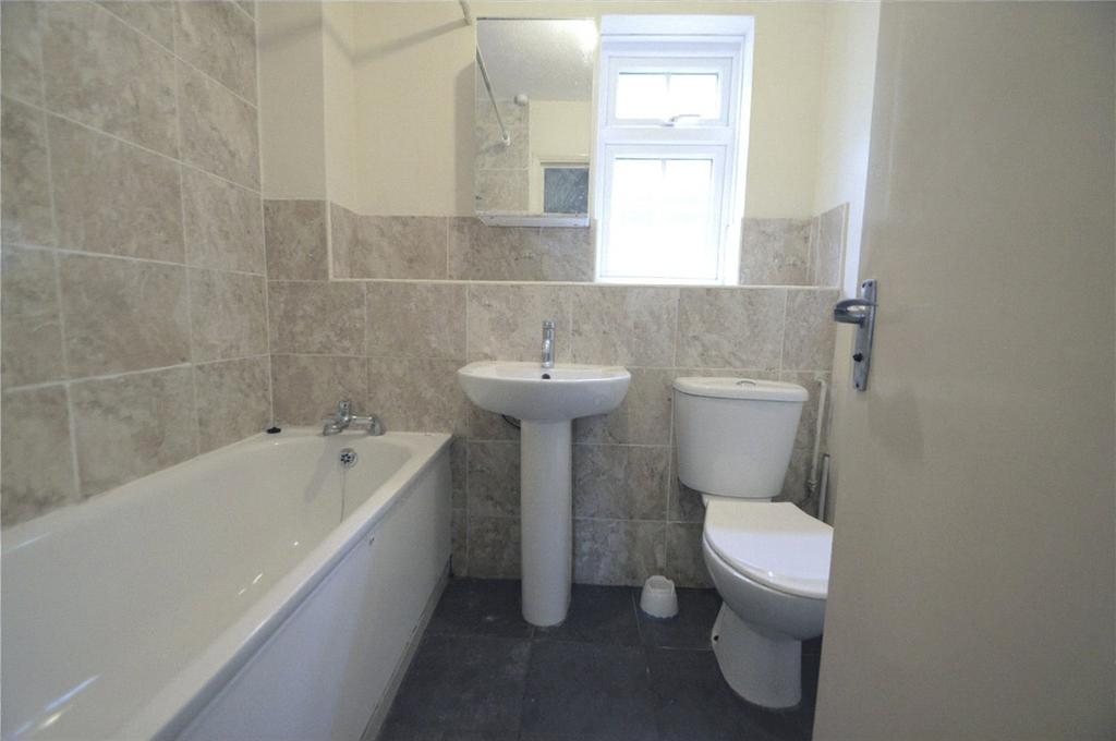 Apartment in Croydon - View 5