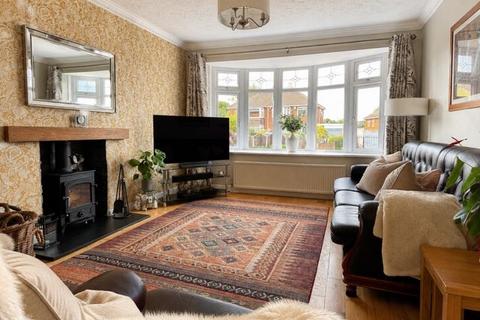 3 bedroom bungalow for sale, Shubert Close, Handsworth, Sheffield, S13 9QN