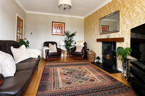 3 bedroom bungalow for sale, Shubert Close, Handsworth, Sheffield, S13 9QN