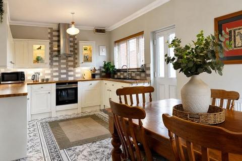 3 bedroom bungalow for sale, Shubert Close, Handsworth, Sheffield, S13 9QN