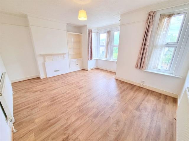 Apartment in Leyton - View 2