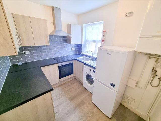 Apartment in Leyton - View 4