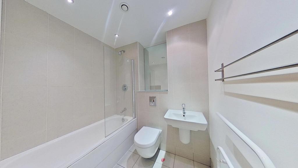 Apartment in Leeds - View 4