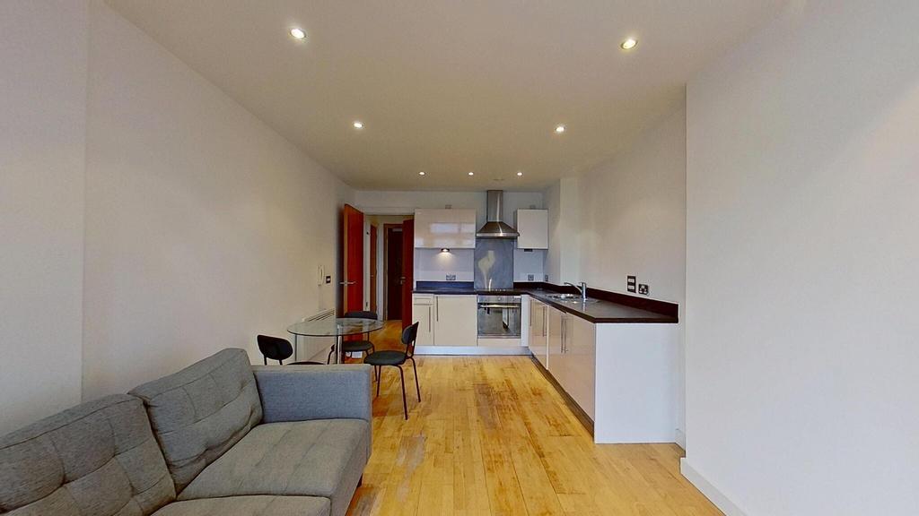 Apartment in Leeds - More