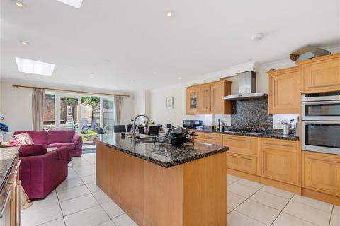 4 bedroom house for sale, Ormeley Road, SW12