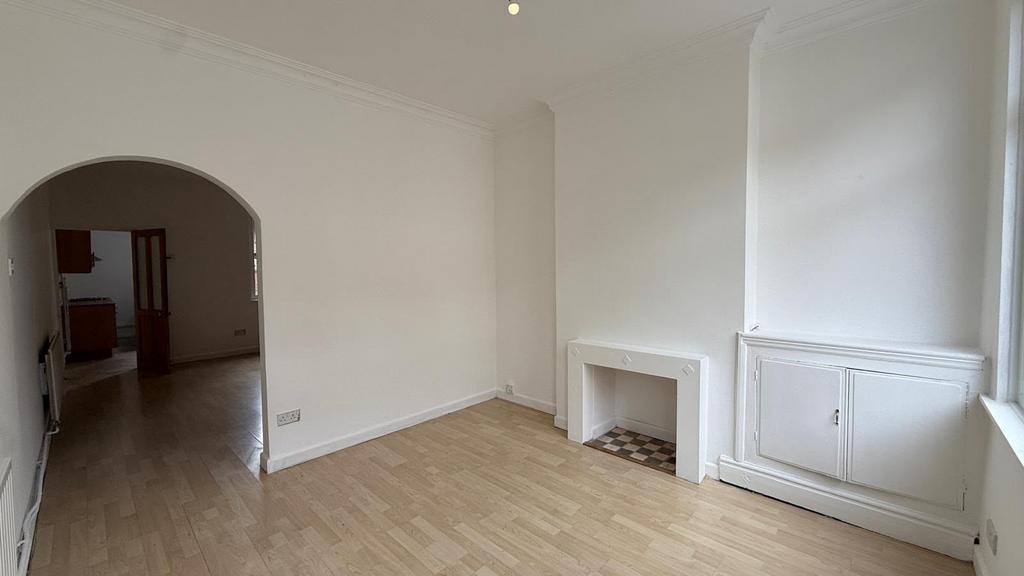 House in Leicester, City of Leicester - More
