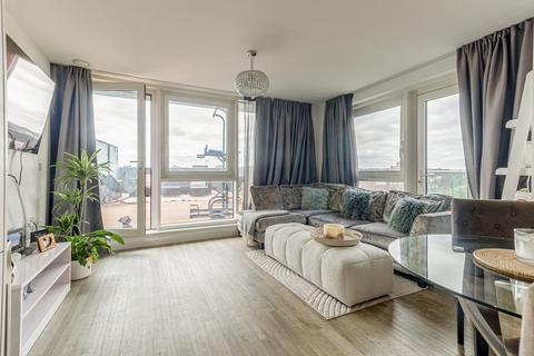 2 bedroom apartment to rent, Bailey Street, London, SE8