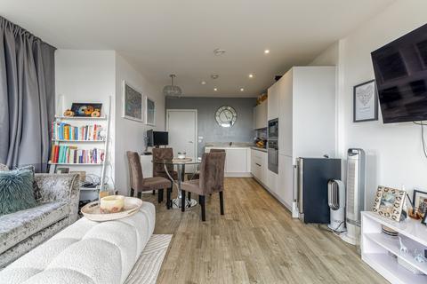 2 bedroom apartment to rent, Bailey Street, London, SE8