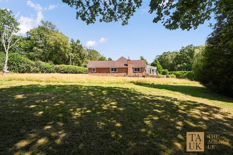 3 bedroom bungalow for sale, Maxfield Lane, East Sussex, TN35