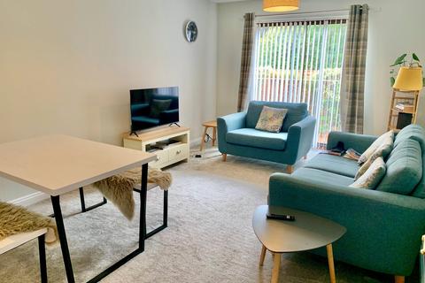 2 bedroom flat for sale, Murray Grove, West Kirby, Wirral, Merseyside, CH48