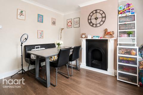 2 bedroom terraced house for sale, Bridge Road, Orpington