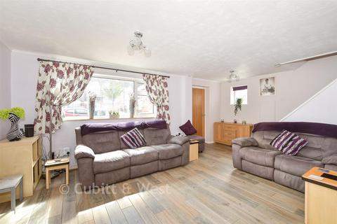 3 bedroom semi-detached house for sale, Parkway, Crawley RH10