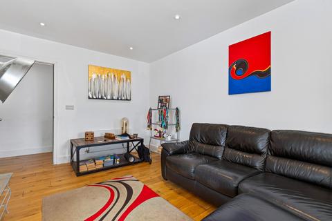 2 bedroom flat for sale, Arthur Street, Wellingborough NN8