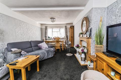 3 bedroom semi-detached house for sale, Calley Down Crescent, New Addington, Croydon, CR0