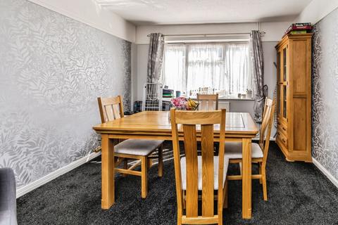 3 bedroom semi-detached house for sale, Calley Down Crescent, New Addington, Croydon, CR0