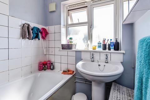 3 bedroom semi-detached house for sale, Calley Down Crescent, New Addington, Croydon, CR0