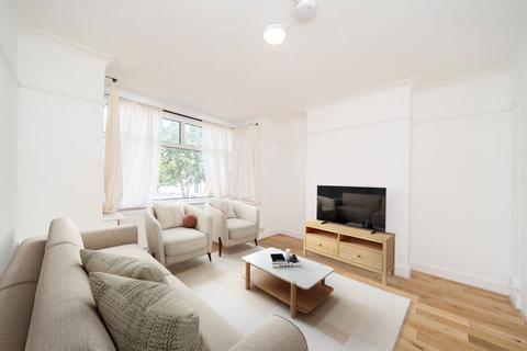4 bedroom house to rent, Hunter Road, Thornton Heath