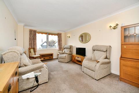1 bedroom flat for sale, Longridge Avenue, Saltdean, Brighton, East Sussex, BN2