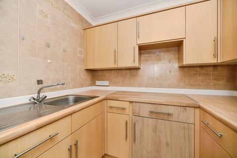 1 bedroom flat for sale, Longridge Avenue, Saltdean, Brighton, East Sussex, BN2