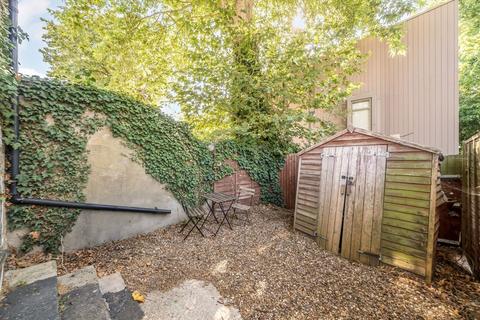 2 bedroom end of terrace house for sale, Malpas Road, Brockley