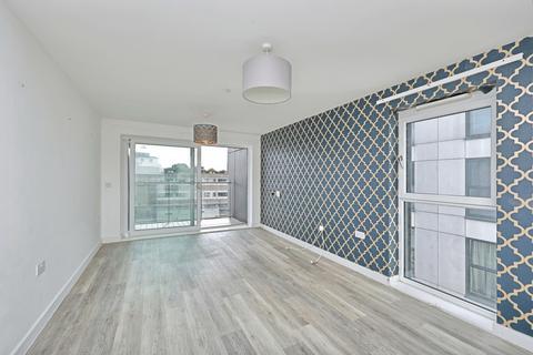2 bedroom flat for sale, Geoffrey Watling Way, Norwich, Norfolk, NR1