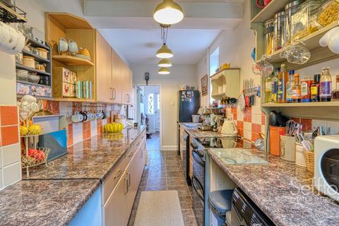 3 bedroom semi-detached house for sale, Beechwood Drive, Norwich, Norfolk