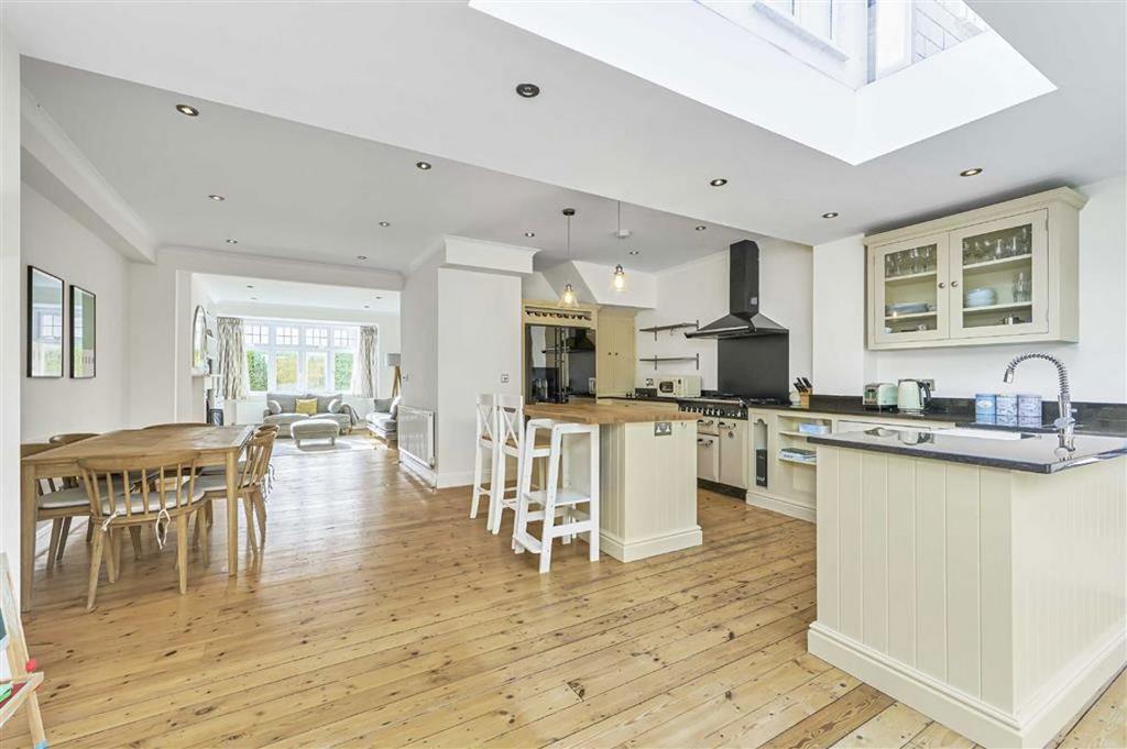 Open-plan living area, open plan living