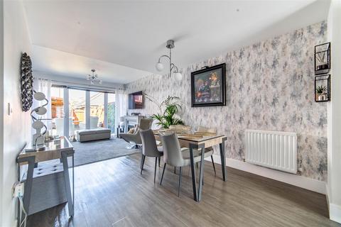 4 bedroom townhouse for sale, Strother Way, Cramlington, NE23