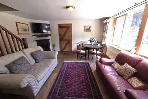 2 bedroom cottage to rent, Burlington Road, Buxton SK17