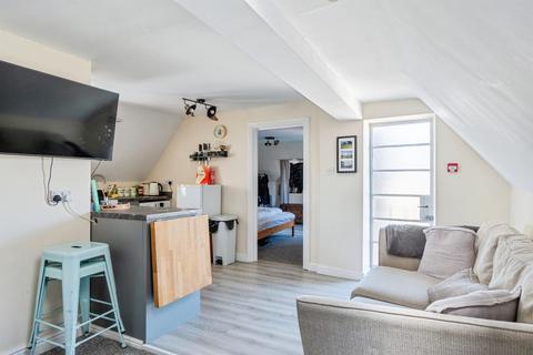 2 bedroom apartment for sale, High Street, Corsham