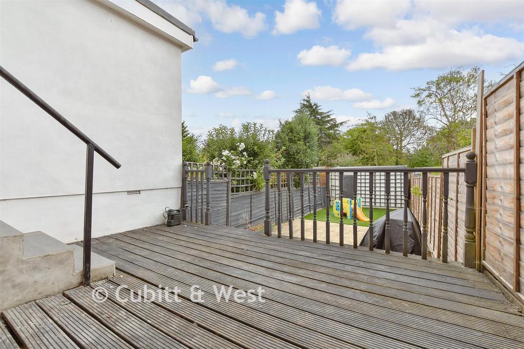 Patio / Decking