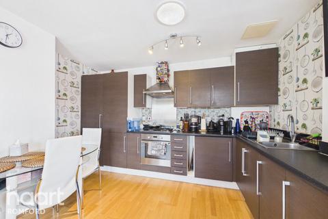 1 bedroom apartment for sale, Spring Gardens, Romford