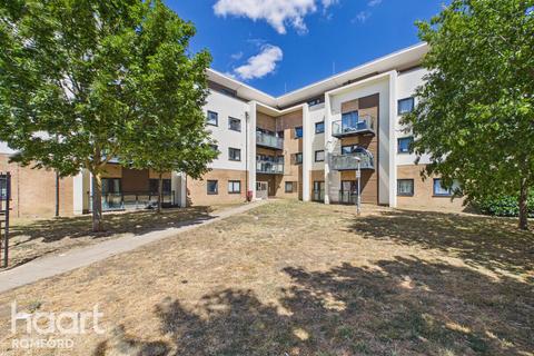 1 bedroom apartment for sale, Spring Gardens, Romford