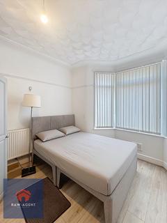 4 bedroom terraced house for sale, Pinehurst Road, Liverpool L4