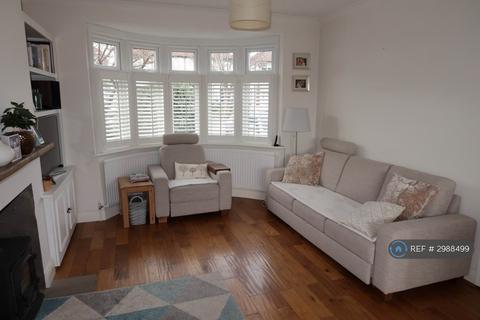3 bedroom semi-detached house to rent, Sunnymede Avenue, Epsom, KT19