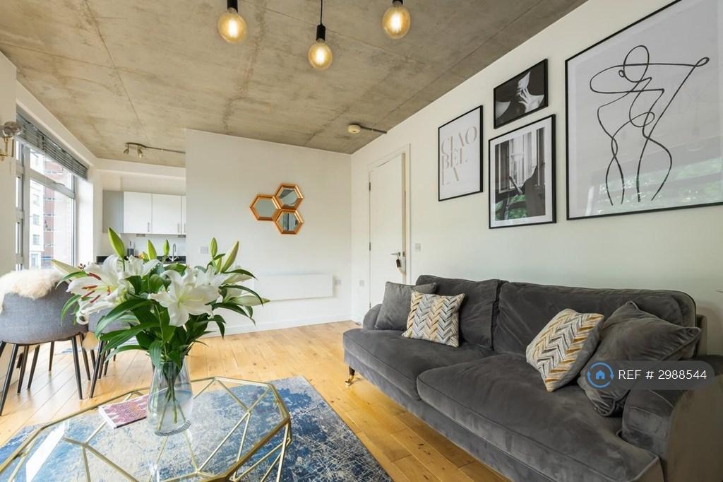 Apartment in London - View 5